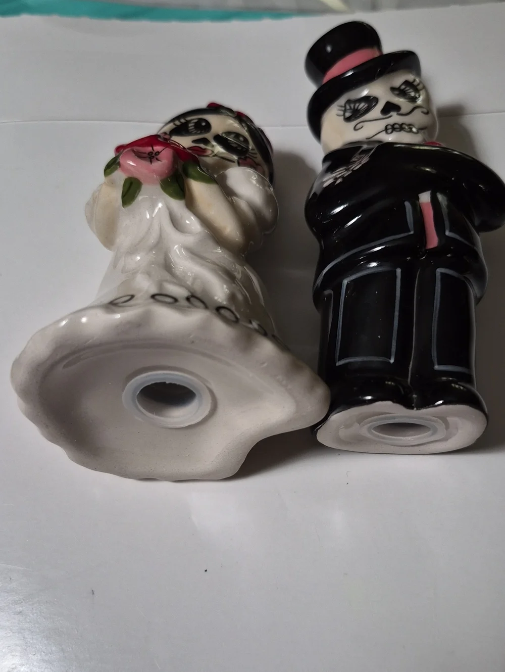 Salt and Pepper Set Older Skull Sugar Bride and Groom